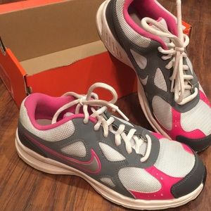 Nike Pink Running Shoes